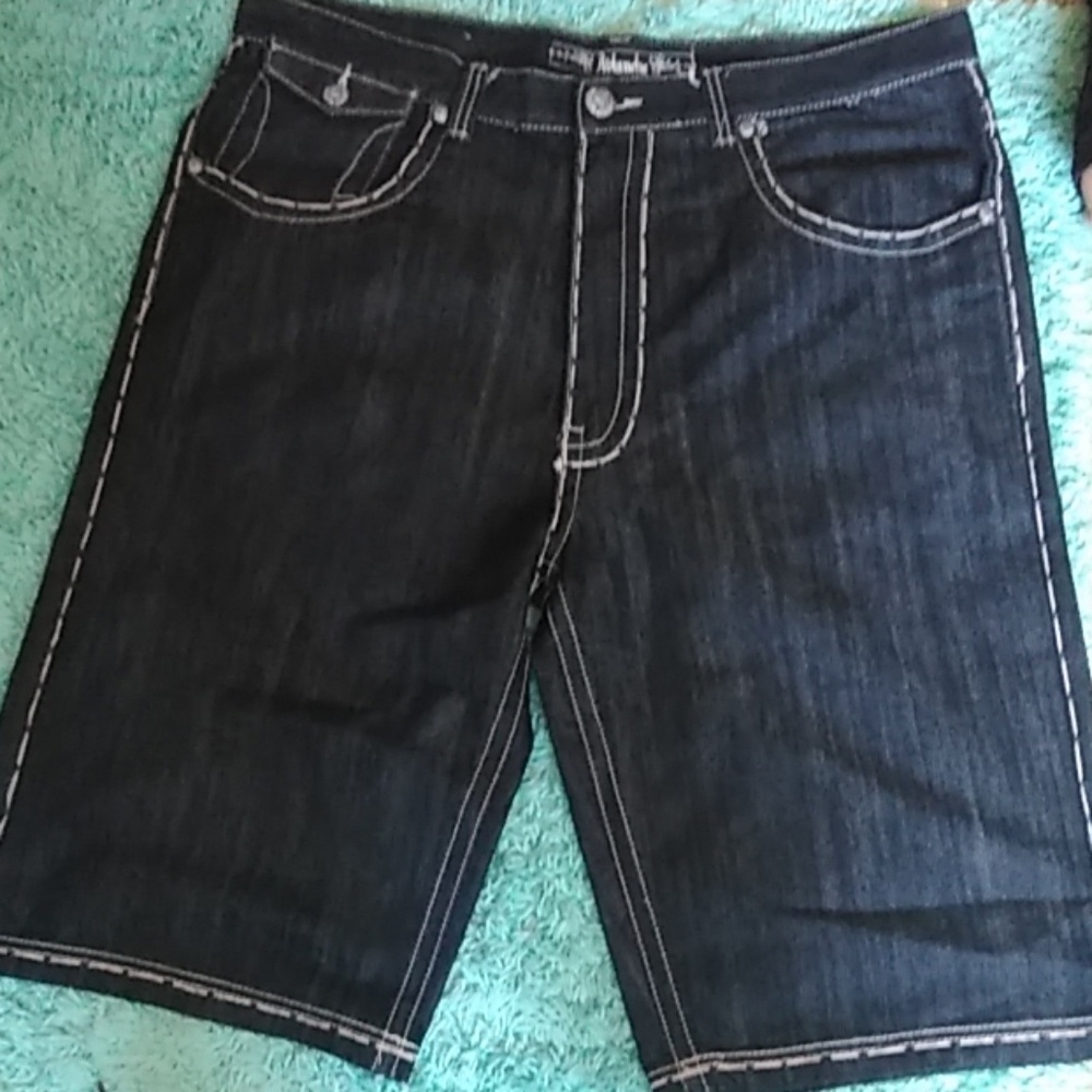 Men's Ablanche 42 waist shorts